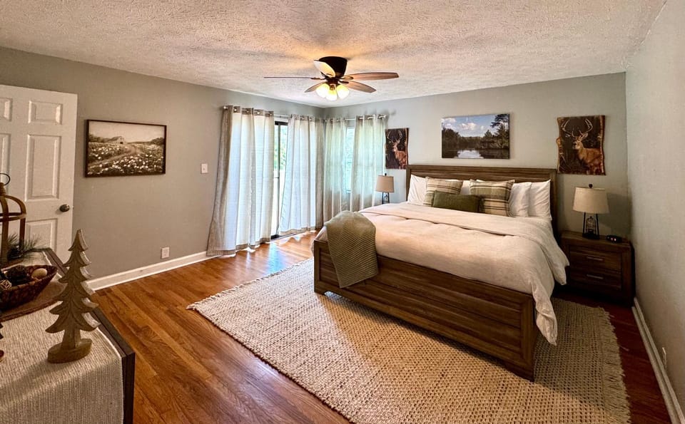 Bed, Bedroom