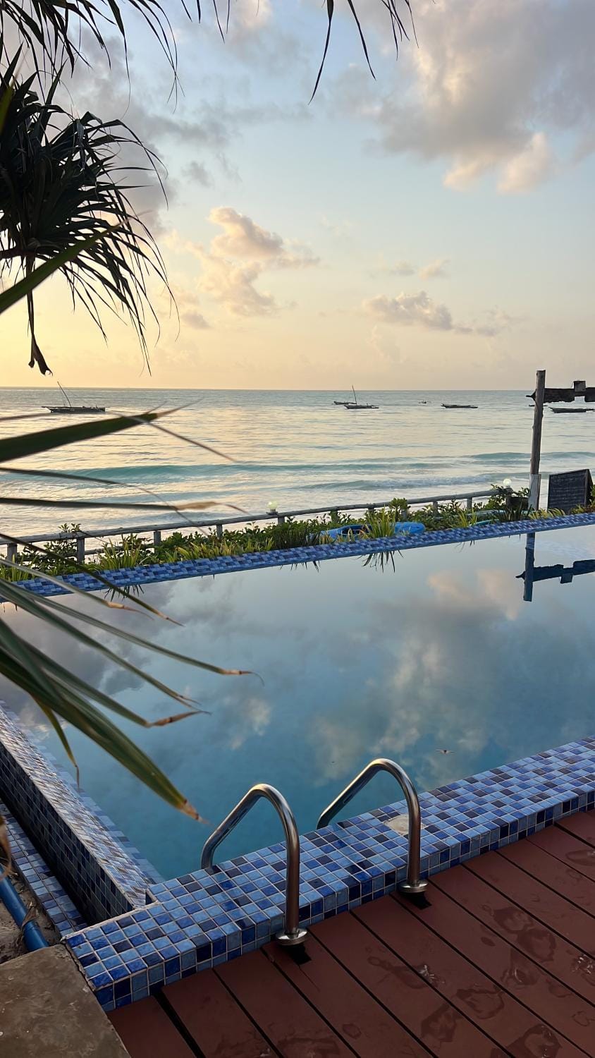 Coco Beach Hotel Bed and Breakfast in Tanzania