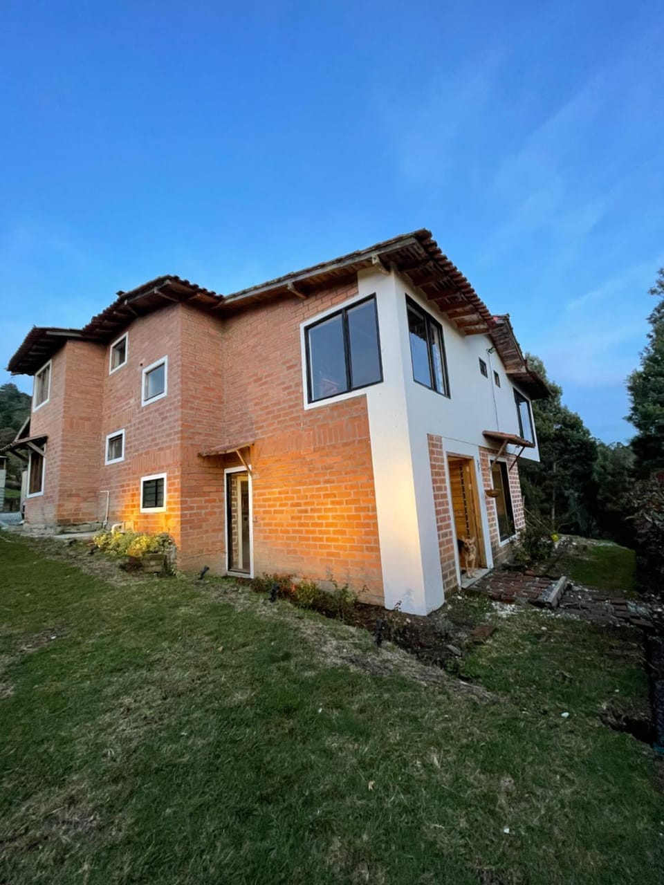 Property building, Day, Garden, Garden view