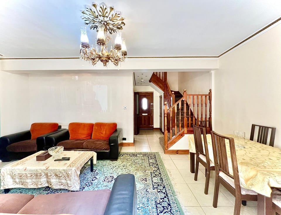 3 Bedroom Apartment, Prime Central London W2 Apartment in City of Westminster