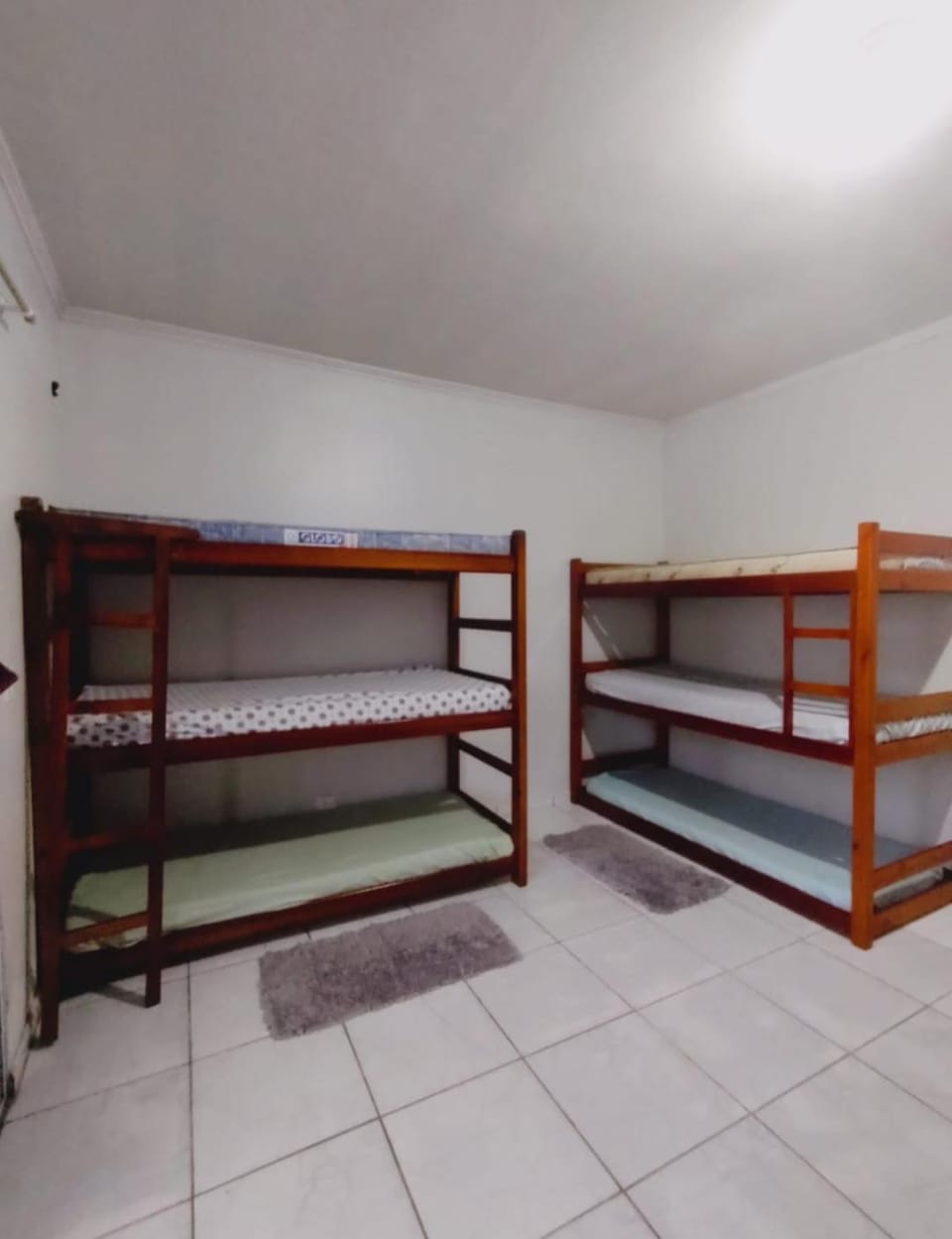 Bedroom, bunk bed