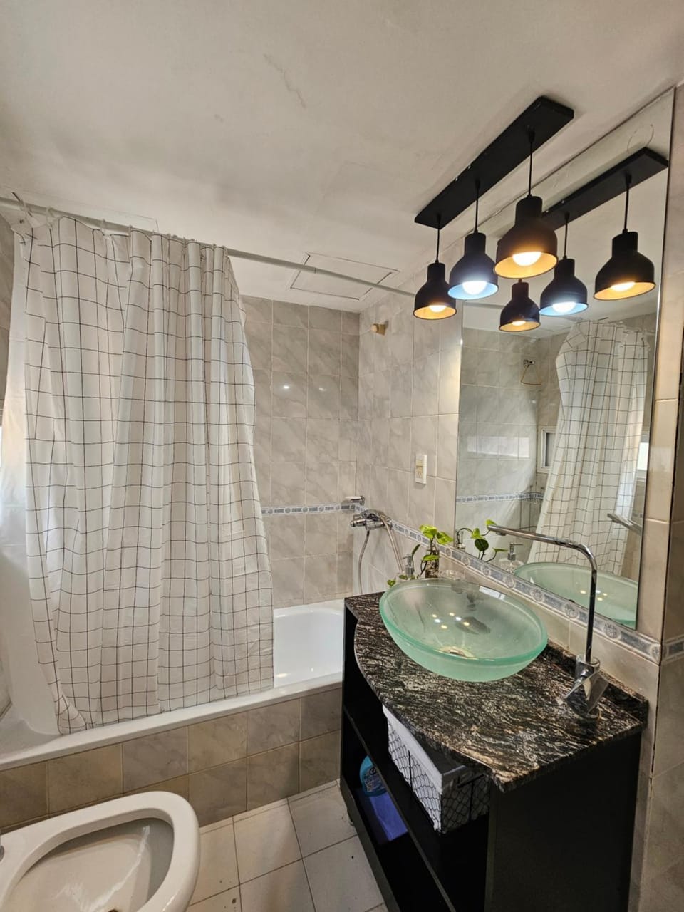 Shower, Bathroom, Bath, towels