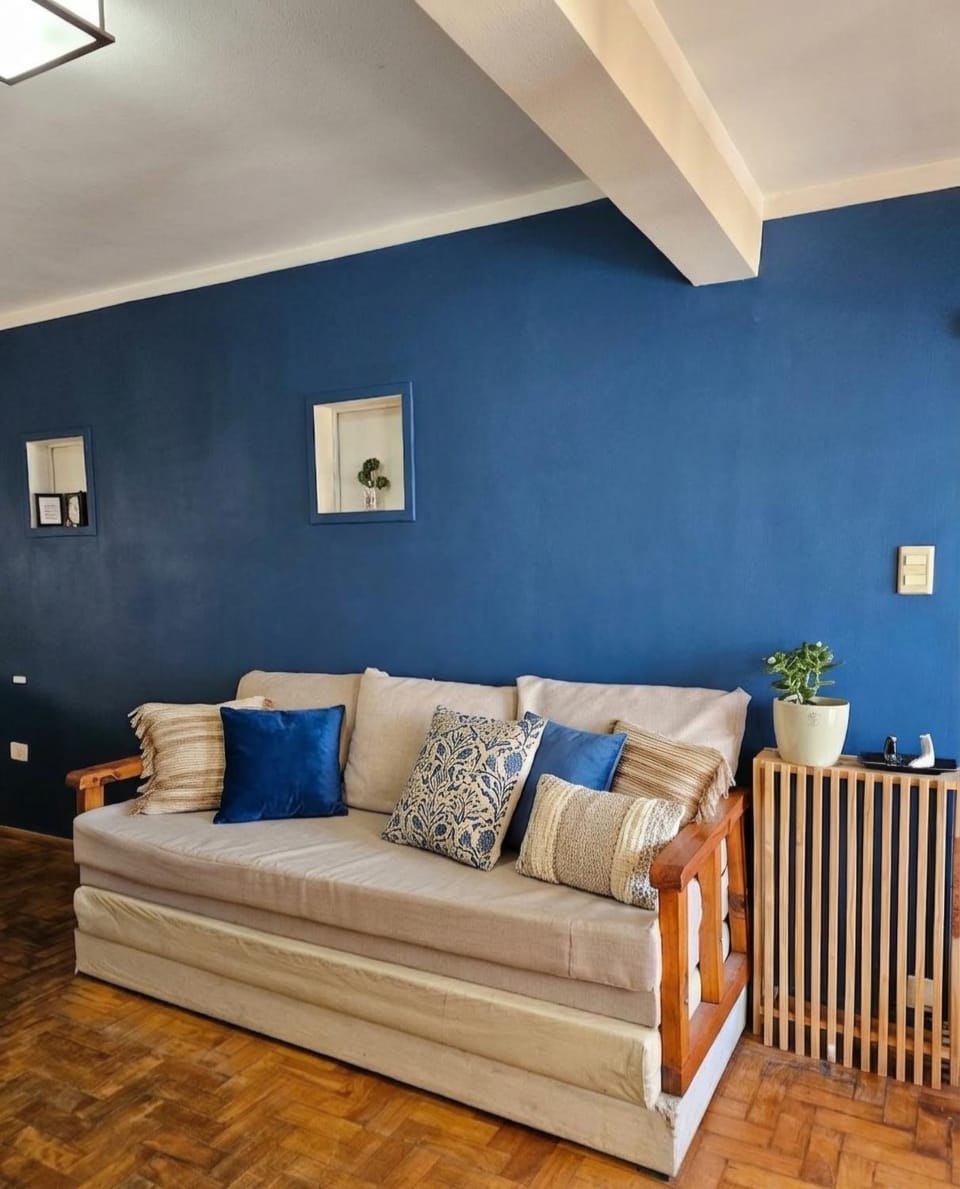 Bed, Living room