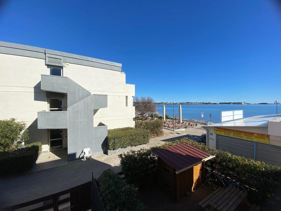 Mini-studio à Balaruc-les-Bains avec vue paisible, proche thermes - FR-1-503-176 Apartment in Balaruc-les-Bains