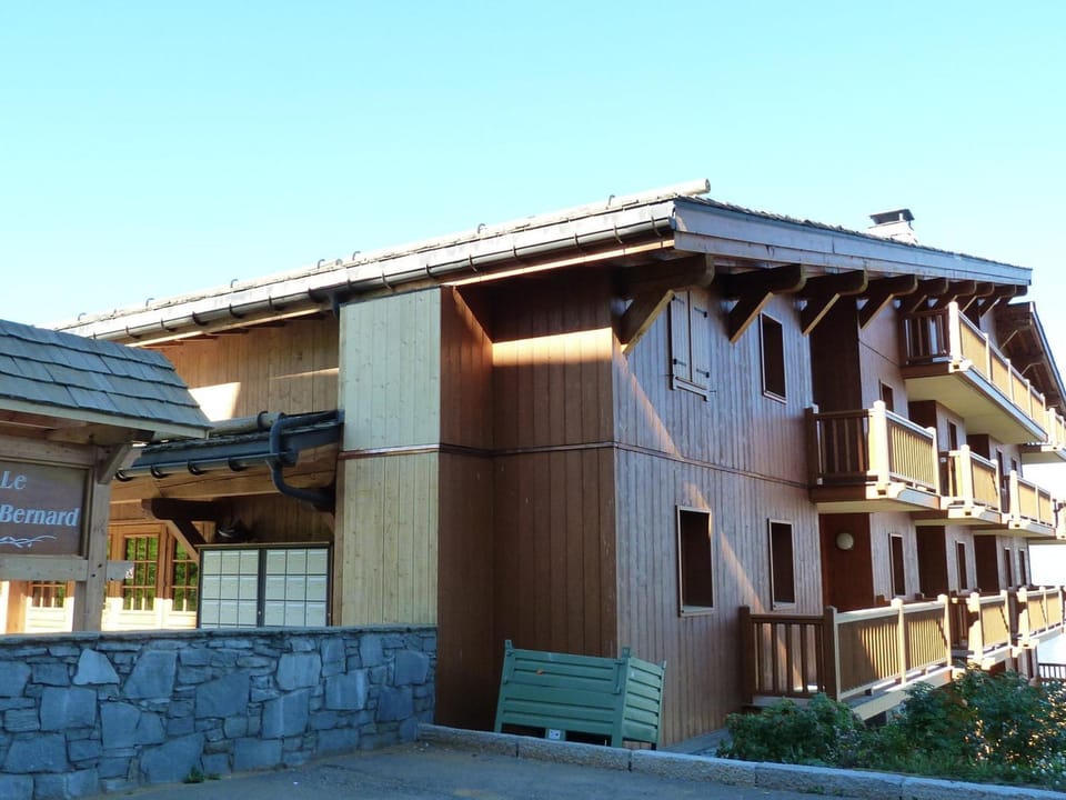 Appartement skis aux pieds 6 pers avec piscine et parking à Arc 1800 - FR-1-411-947 Apartment in Landry