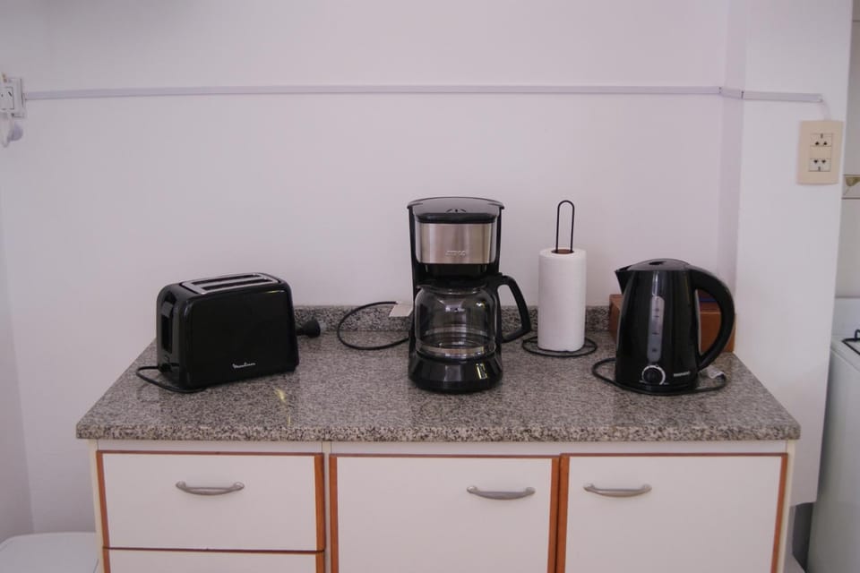 Coffee/tea facilities, Kitchen or kitchenette, toaster