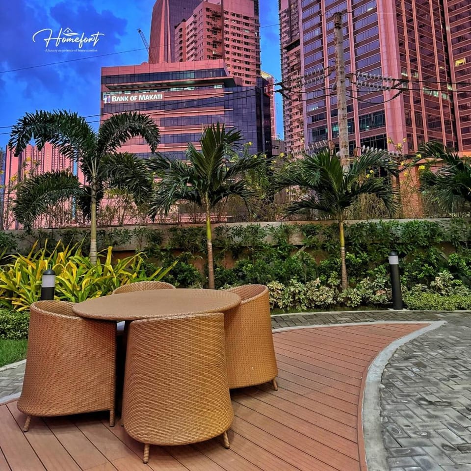 Homefort at Lush Residences Makati Unit 1137 Apartment hotel in Makati