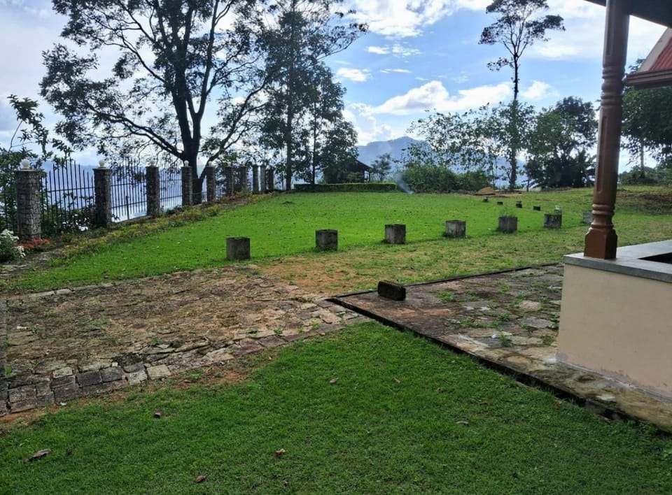 GladWin Holiday Rental Apartment in Central Province