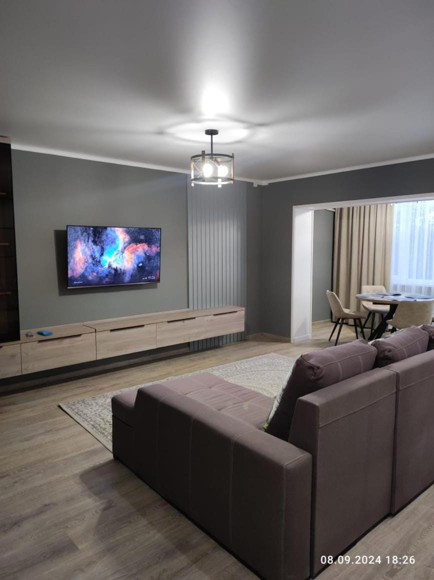 Уютная 2-х комнатная квартира в спальном районе Apartment in Kazakhstan