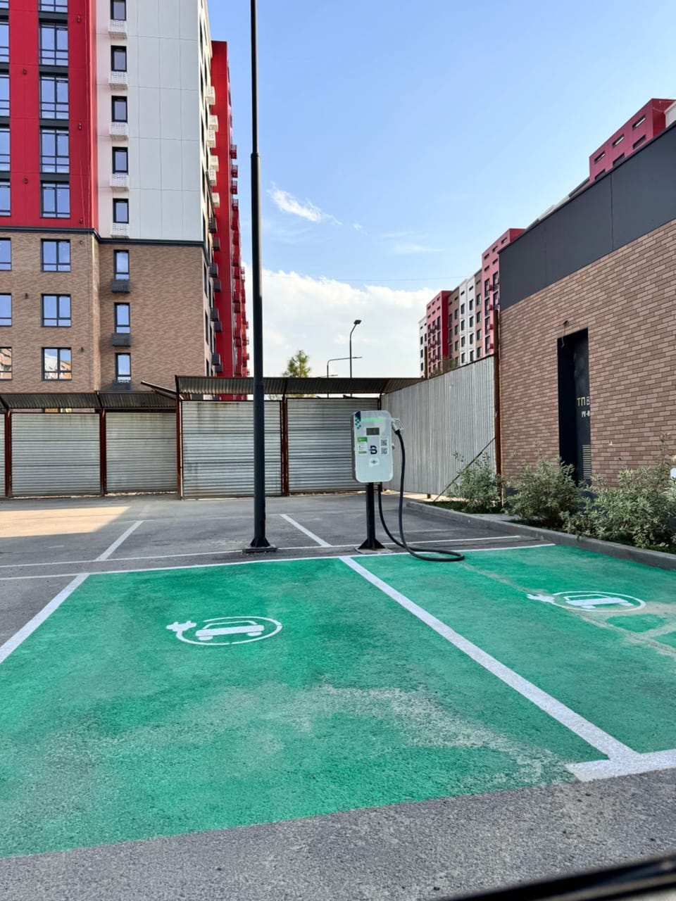 Day, Parking