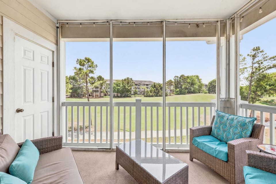 Stunning Golf Views at Barefoot w Pool Oasis House in North Myrtle Beach