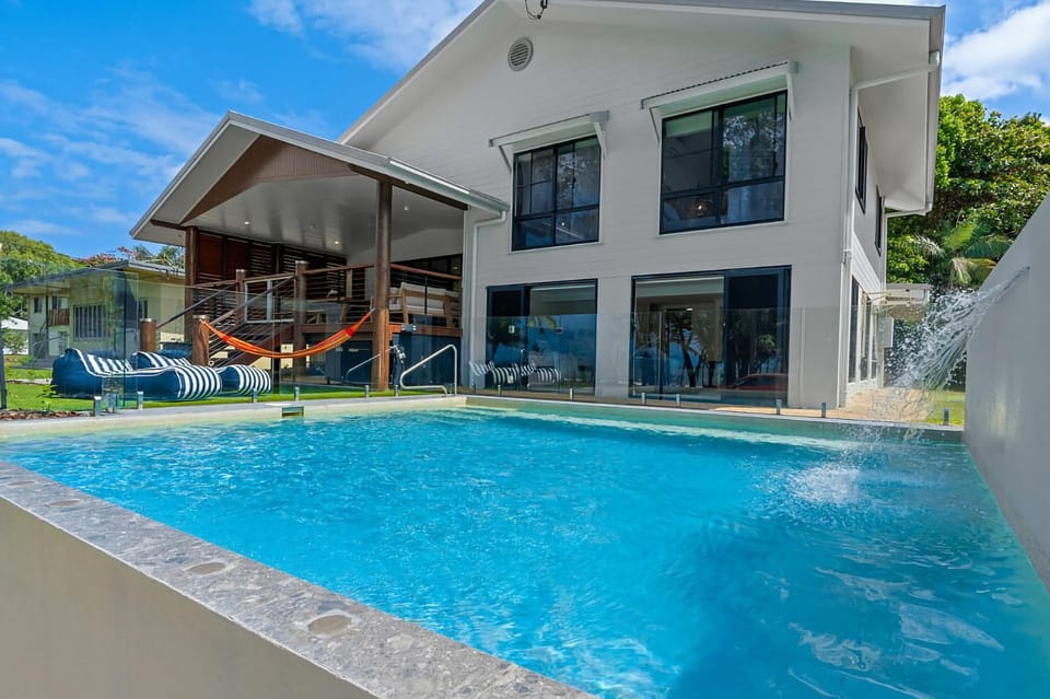 Family Shores House in Dunk