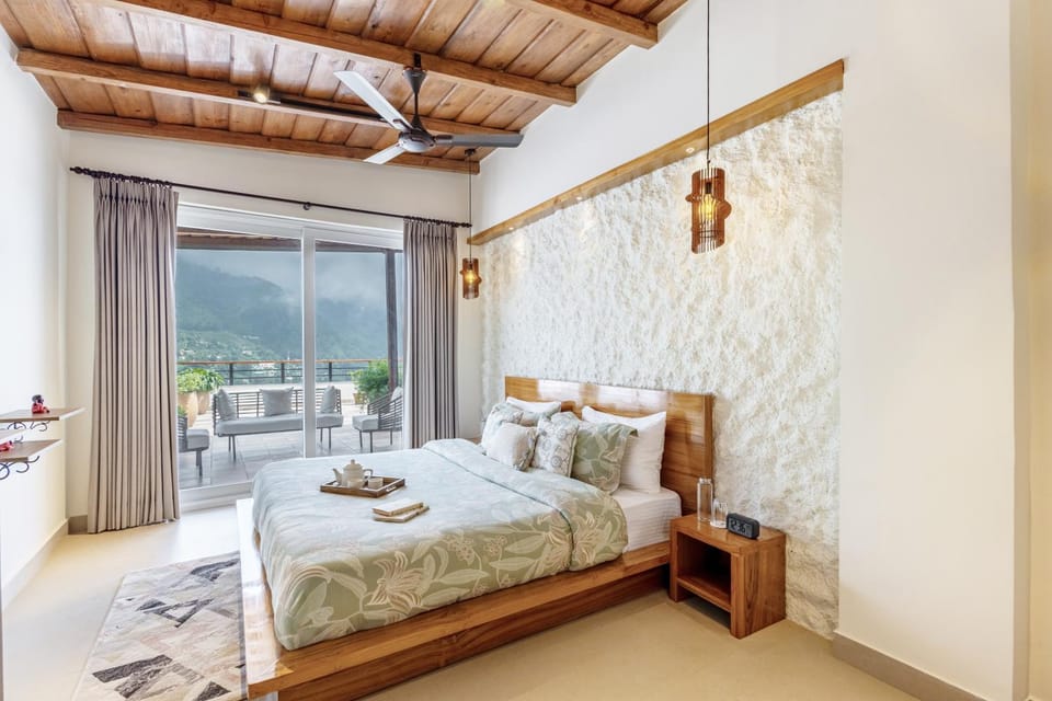 Patio, Bed, Natural landscape, Living room, Photo of the whole room, Seating area, Dining area, Bedroom, towels