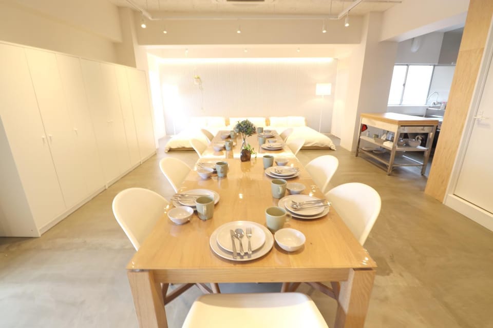 Living room, Seating area, Dining area