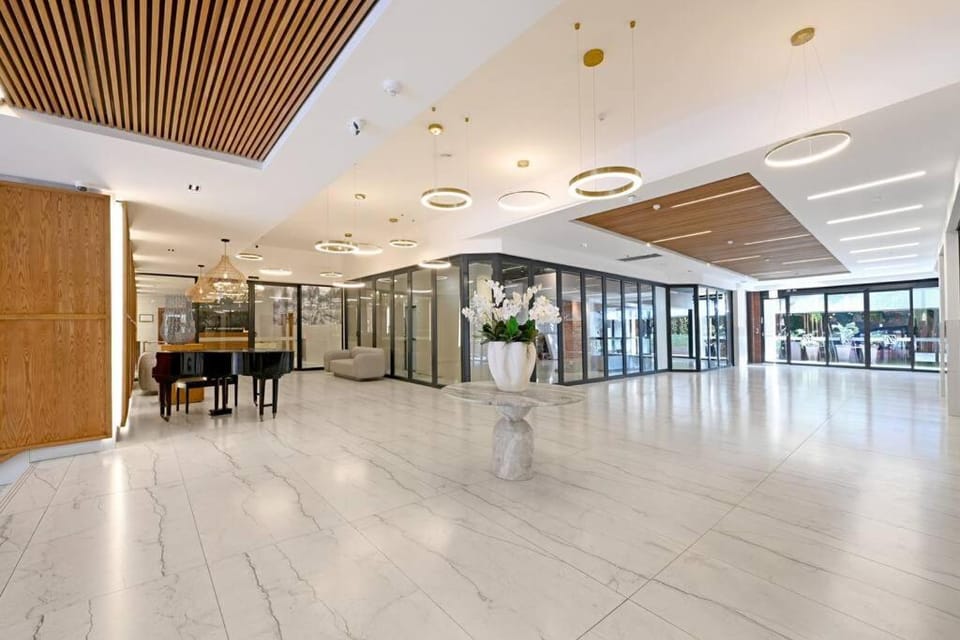 Bella - Stylish 1-Bed Apt in trendy De Waterkant with Balcony Apartment in Cape Town