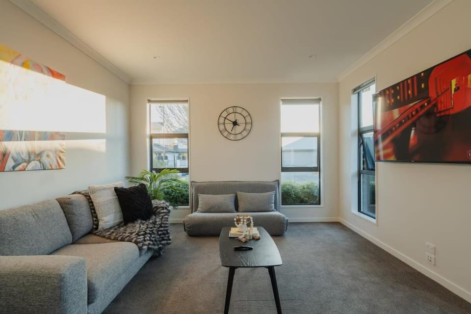 Elegant 3BR Home on Mustang Avenue House in Christchurch
