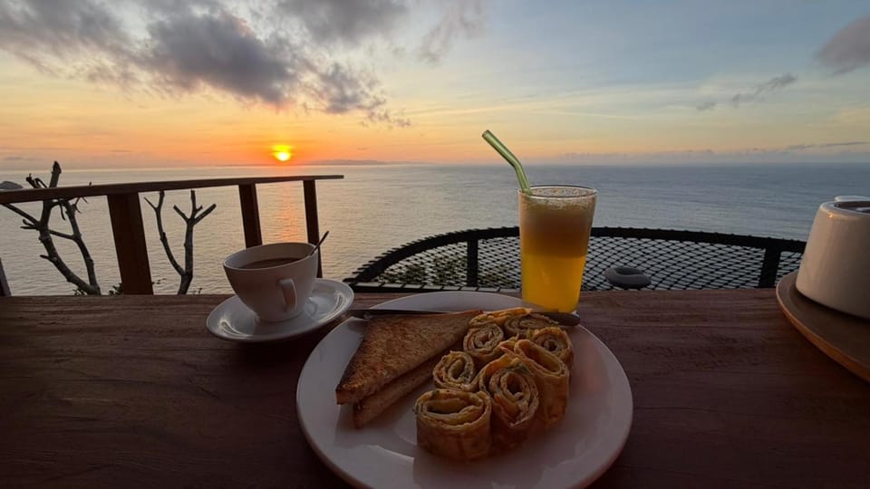 View (from property/room), Balcony/Terrace, Food and drinks, Food, Sea view, Breakfast, Sunset