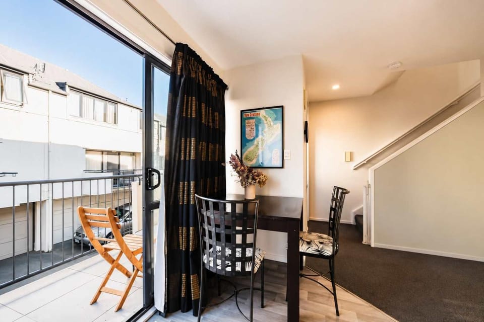 Quaint Worcester Quarters - 3BR Delight House in Christchurch