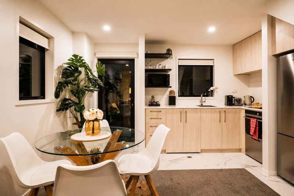 The Coolest Townhouse in Christchurch House in Christchurch