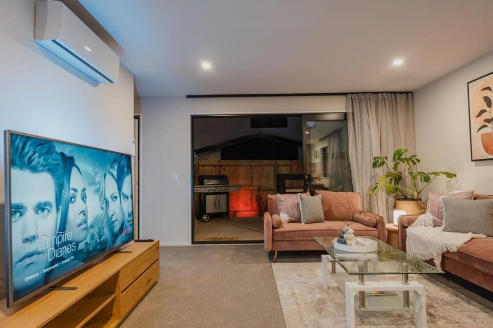 An Absolute Stunna House in Christchurch