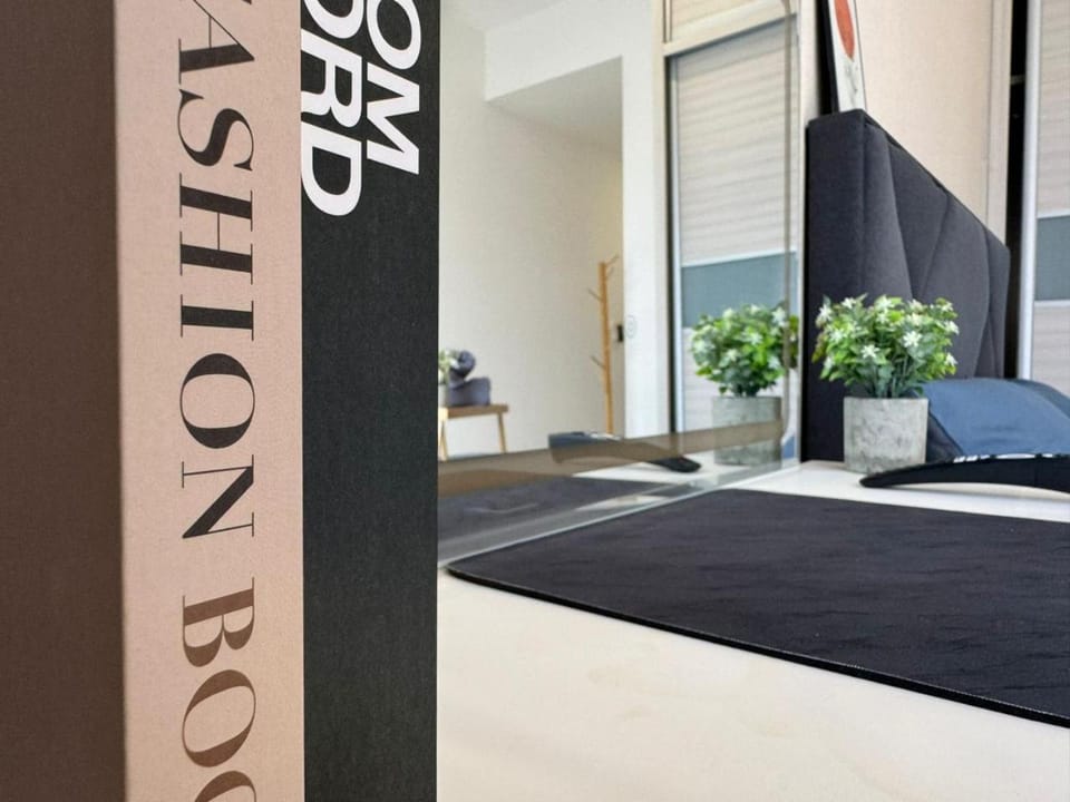 TRION KL, KLCC TRX IKEA at Chan Sow Lin, Kuala Lumpur by ONE Guesthouse Apartment in Federal Territory of Kuala Lumpur