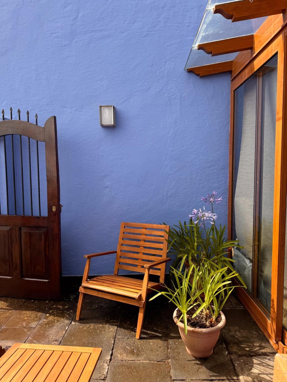 Patio, Facade/entrance, BBQ facilities, Balcony/Terrace