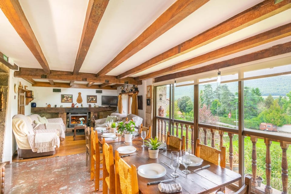 Casa Arozenia, Hogar rústico en pleno valle Ulzama House in Navarre