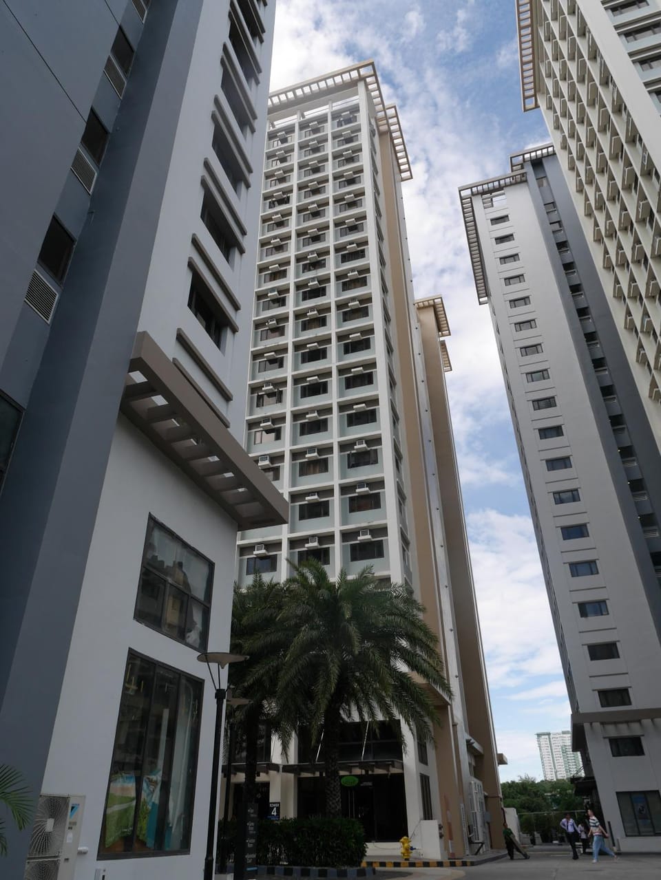 Studio City Comfort T5 Apartment in Muntinlupa