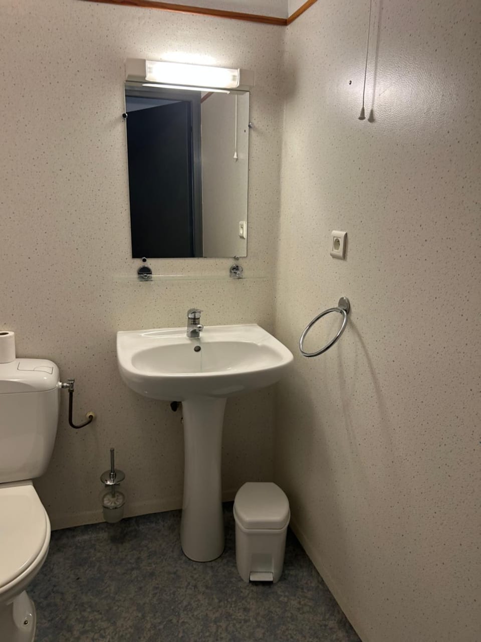 CHAMBRE PRIVE PROCHE de LA GARE SNCF Apartment in Auvergne-Rhône-Alpes