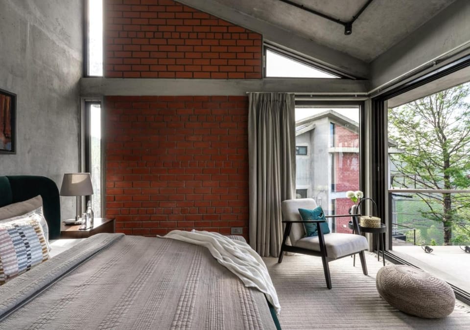 Bed, Balcony/Terrace, Photo of the whole room, Bedroom