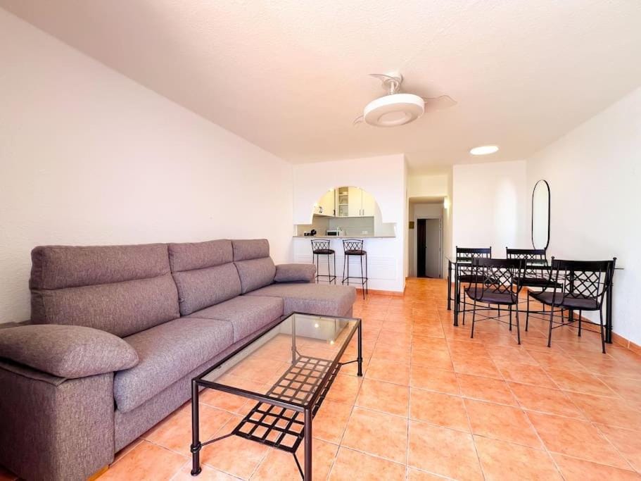 Ocean view Duplex - Club Atlantis in Puerto Colon SE16 House in Costa Adeje