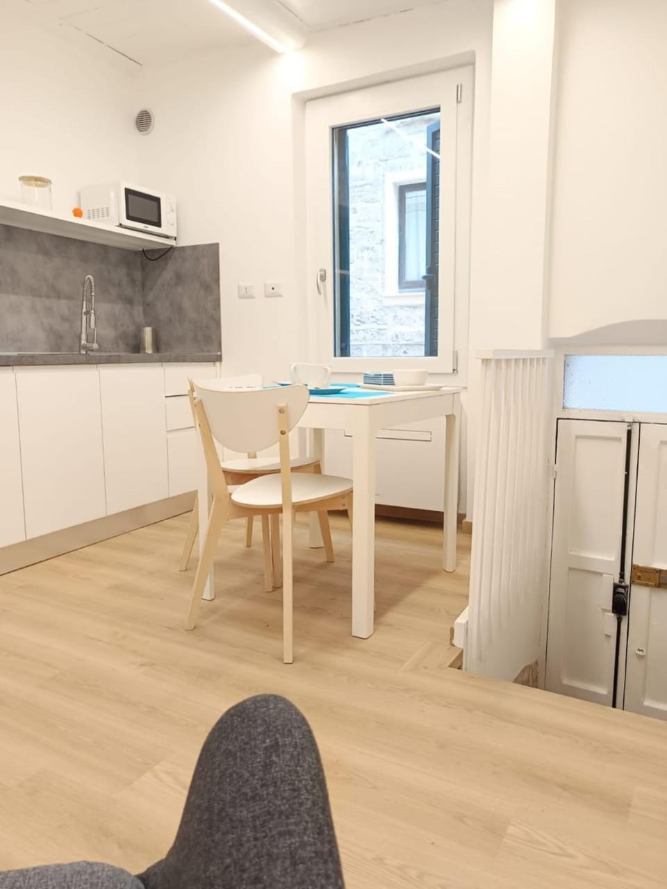 Kitchen or kitchenette, Living room, Dining area