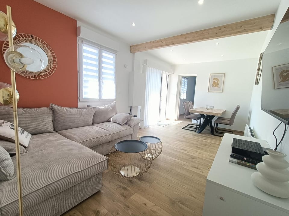 TV and multimedia, Living room