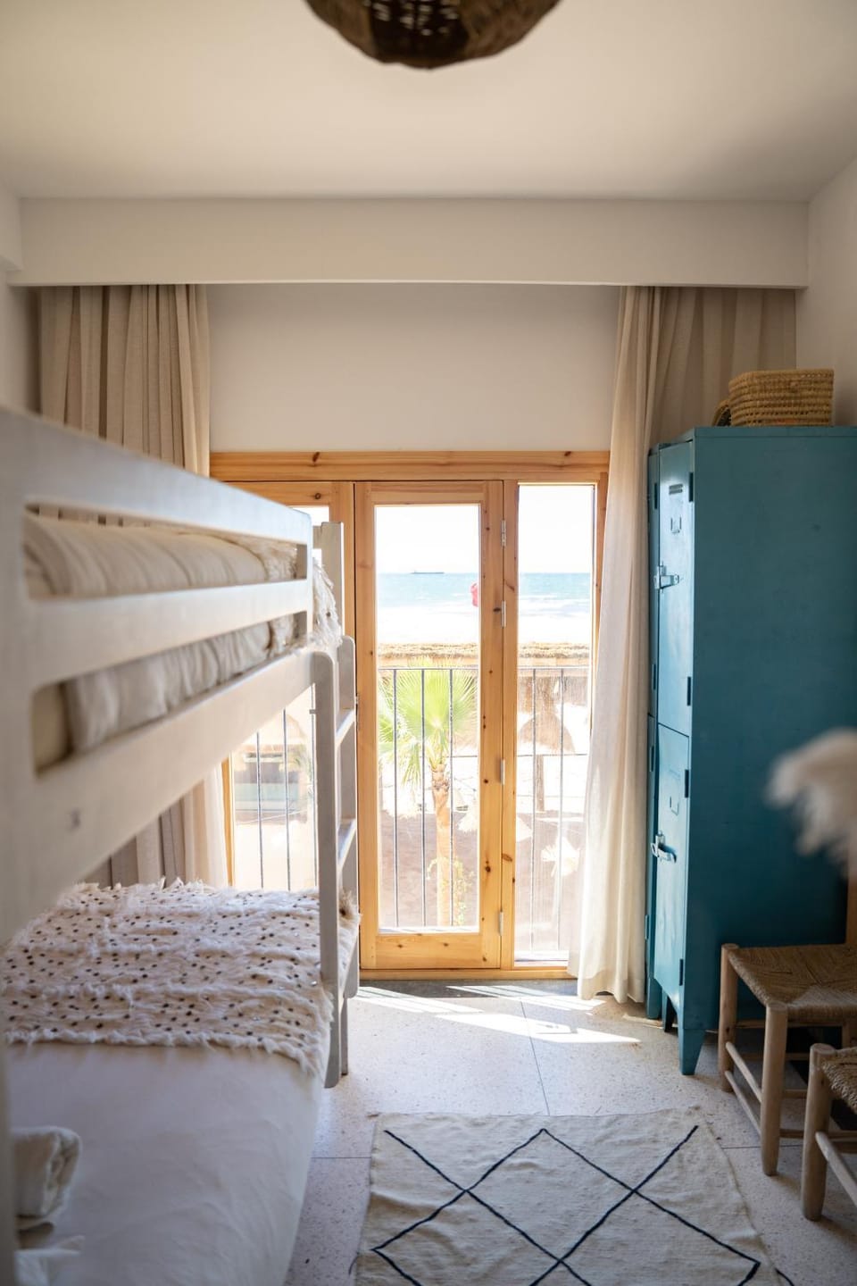Blue Waves Surf House - Anza I Bed and Breakfast in Agadir