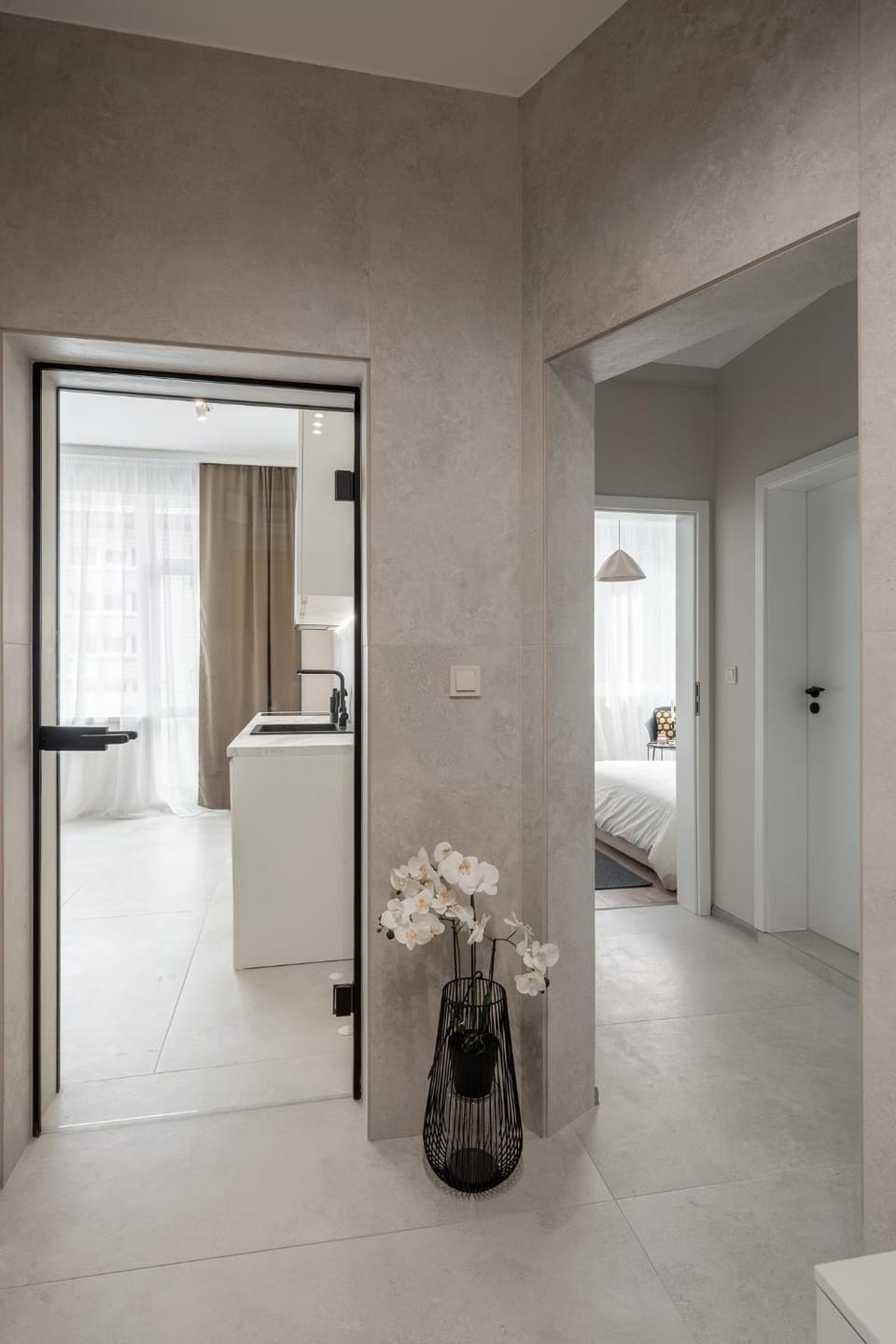 Top Centre Bright & Sunny Stylish Apt with 2BDR and 2BTH Apartment in Sofia