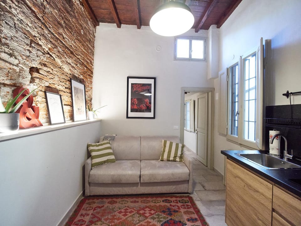 Kitchen or kitchenette, Living room, Seating area