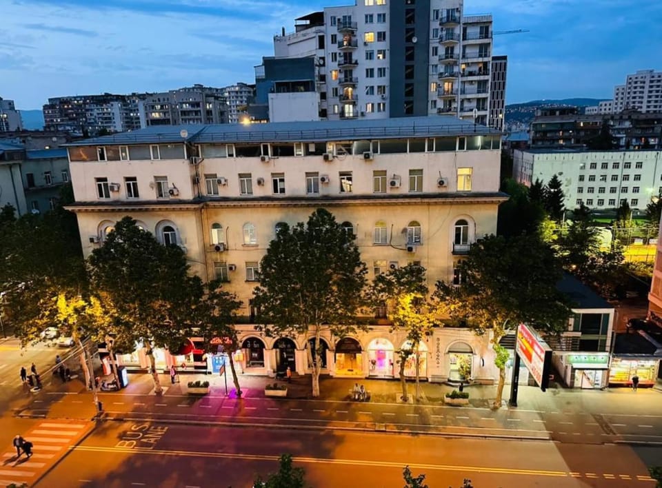 Пекини Плаза Apartment in Tbilisi, Georgia