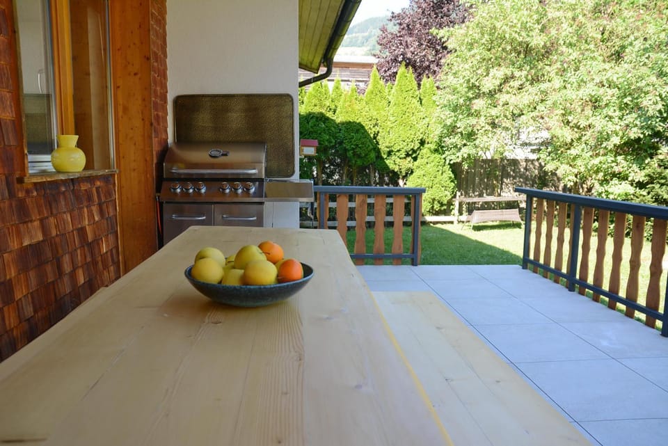 BBQ facilities, Balcony/Terrace