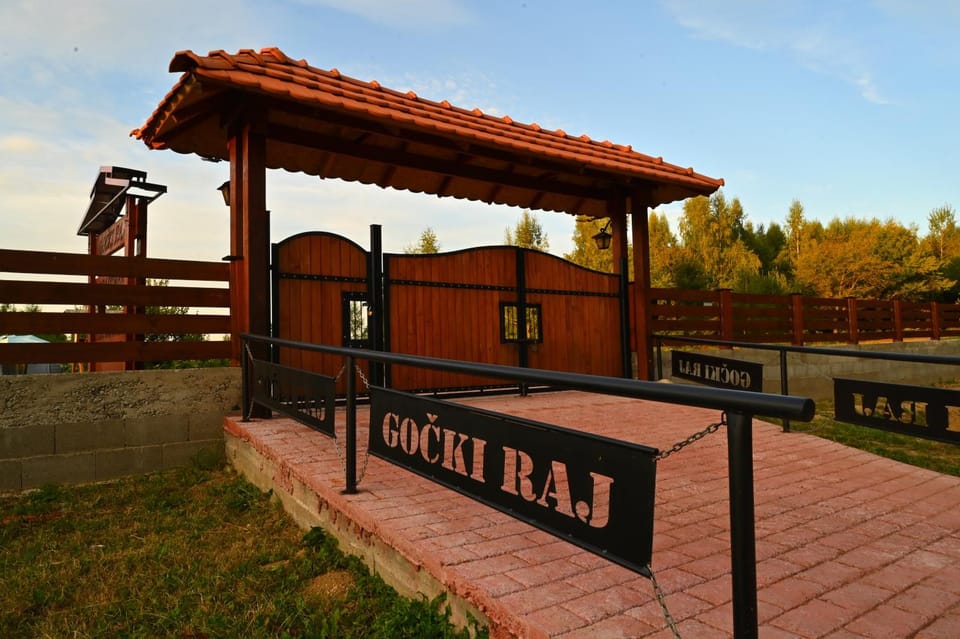 Gočki Raj Apartment in Serbia