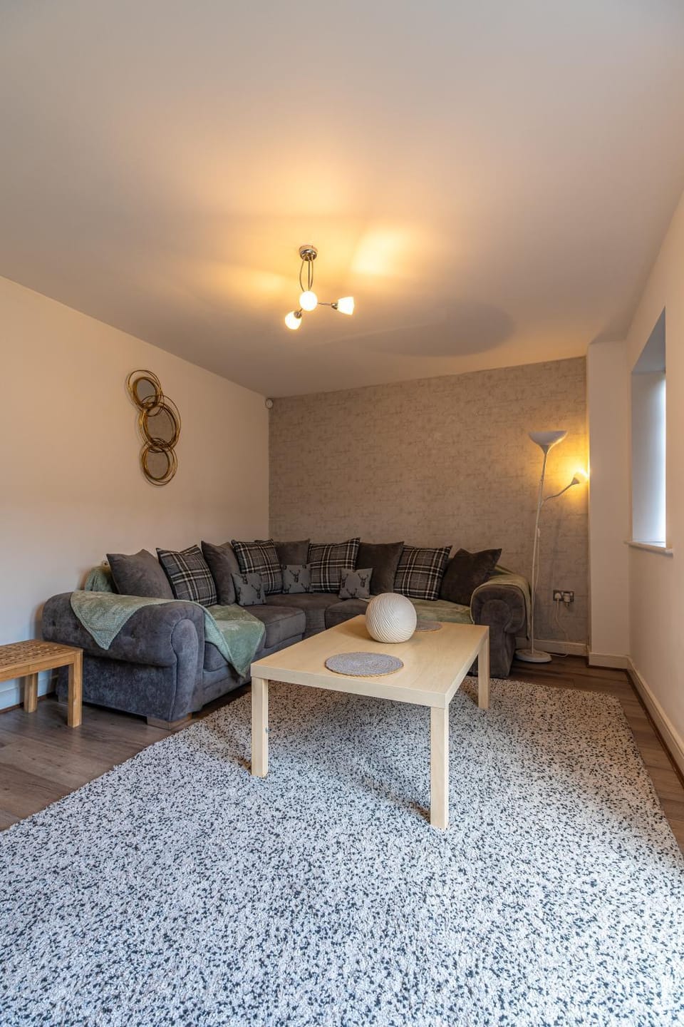 Living room, Photo of the whole room, Seating area