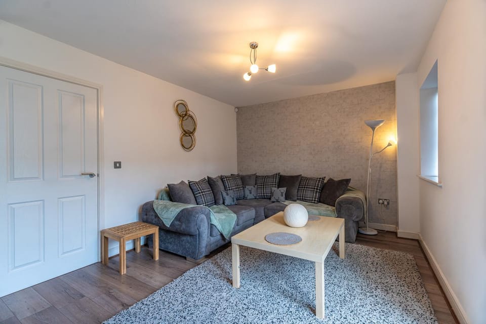 TV and multimedia, Living room, Seating area