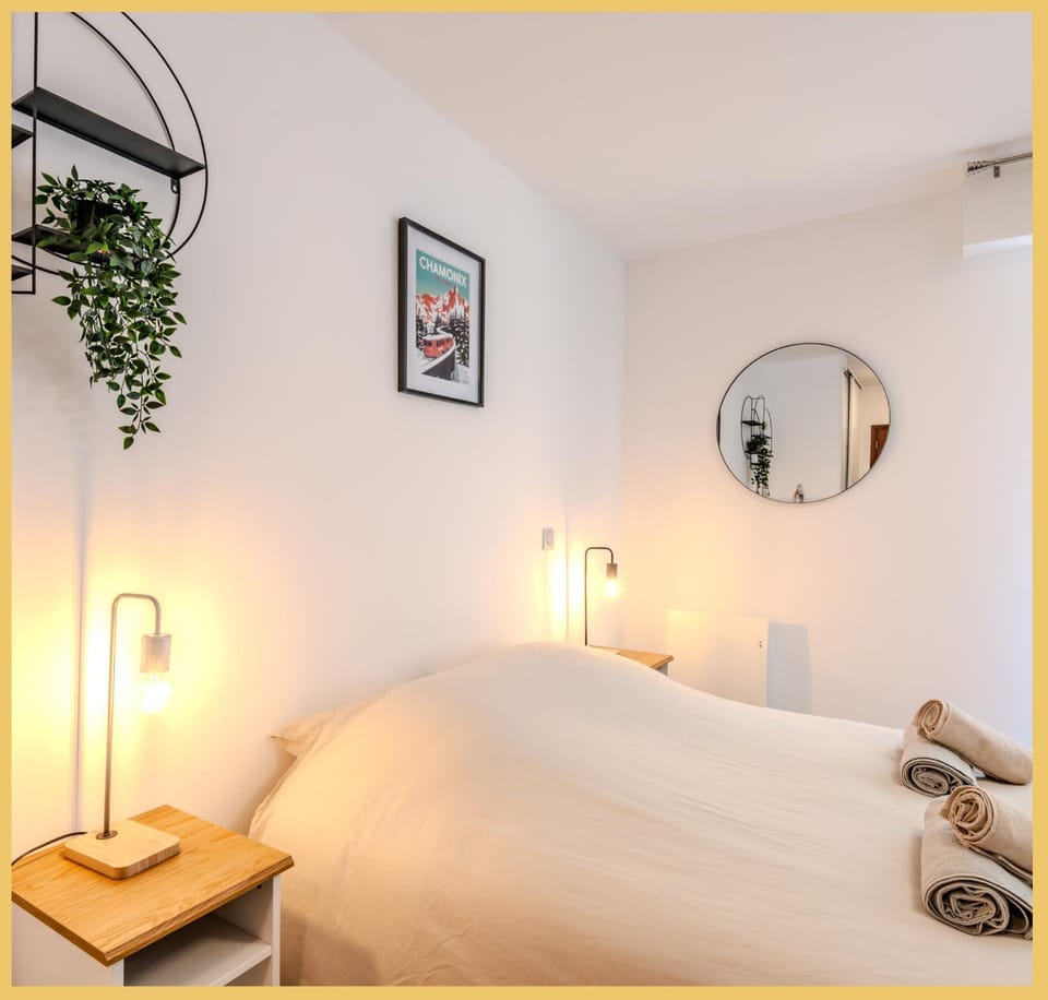 Chez Max I Studio I Cluses Apartment in Haute-Savoie