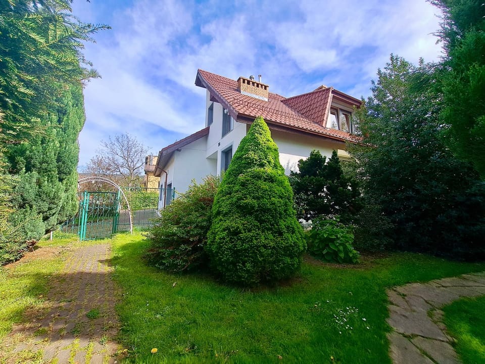 Dom w Karkonoszach z basenem 7 sypialni House in Lower Silesian Voivodeship