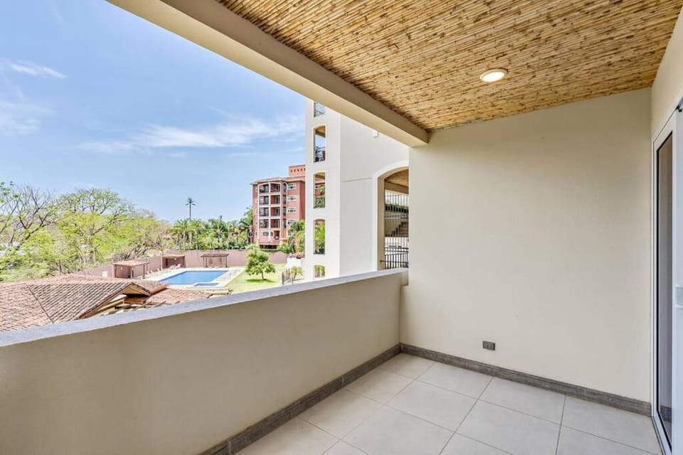 Pen16 Luxury 3bd Condo in Excl Resort Complex Apartment in Playa Langosta