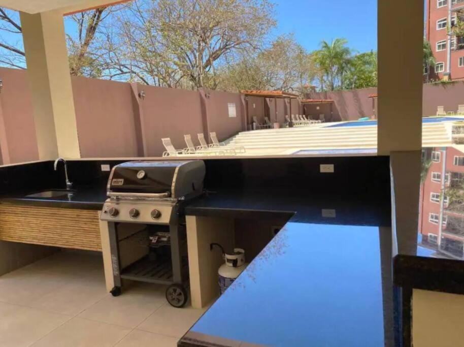 Pen16 Luxury 3bd Condo in Excl Resort Complex Apartment in Playa Langosta