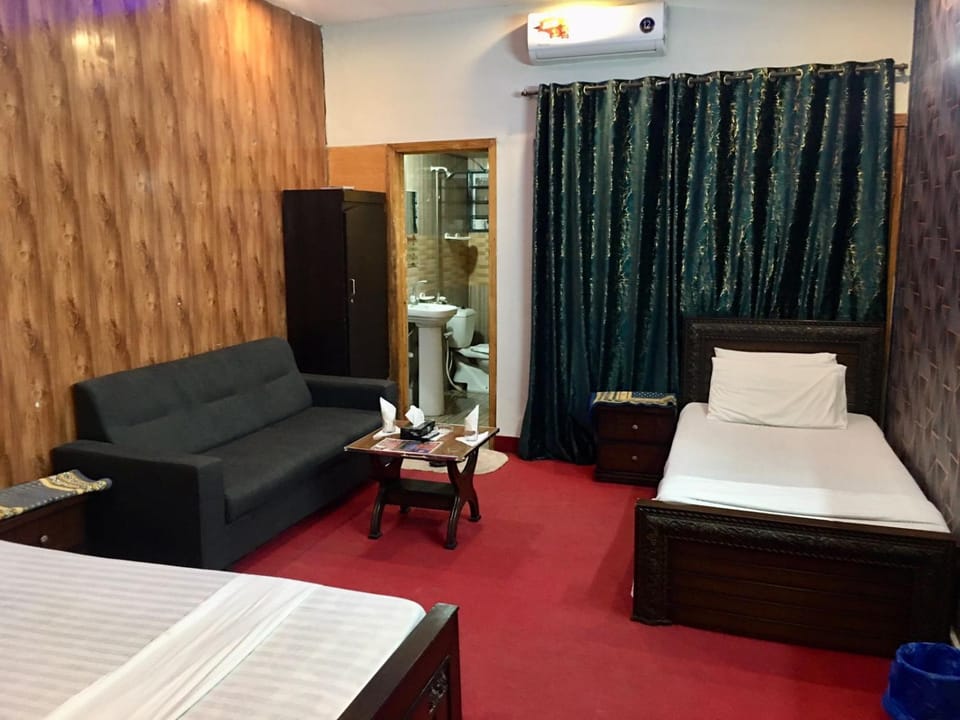 New Orion Lodge Bed and Breakfast in Islamabad Capital Territory