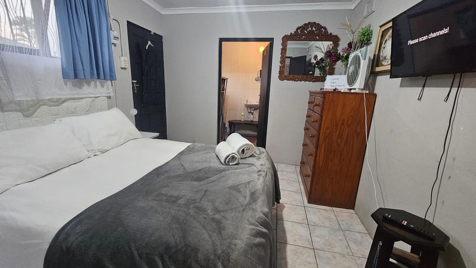 Bed, TV and multimedia