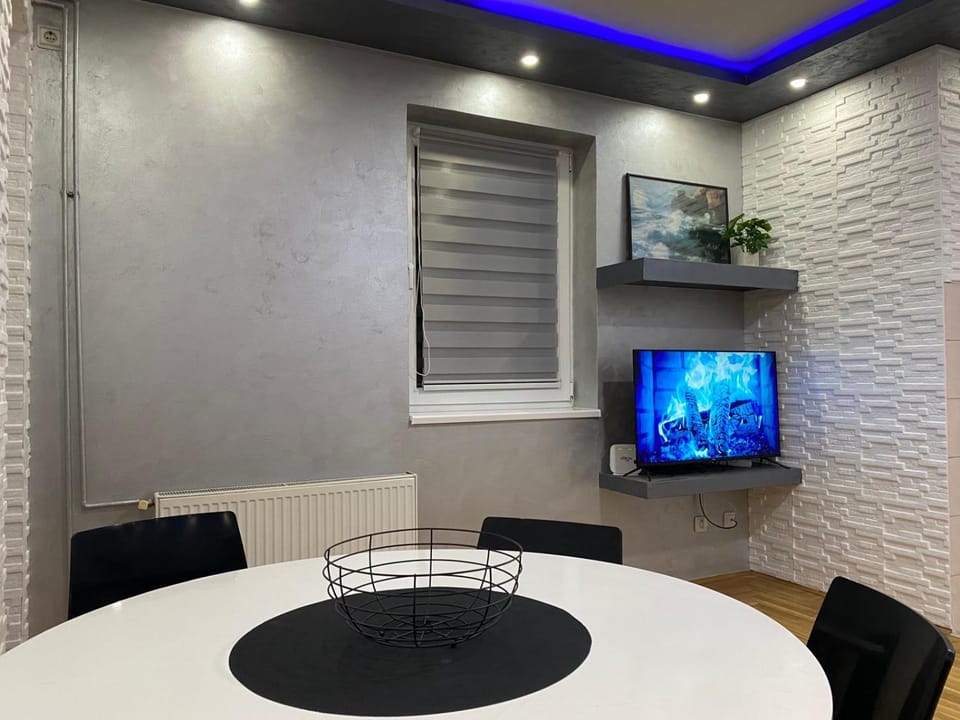 Crystal Apartman Obrenovac Apartment in Vojvodina