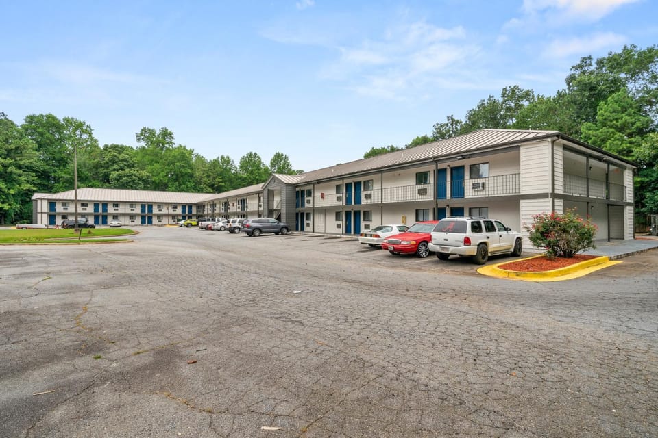 Property building, Parking