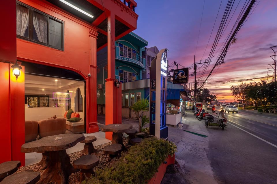 Property building, Facade/entrance